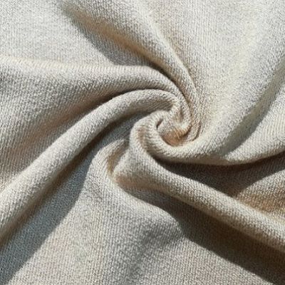 如何選擇滌綸紗控成本？期貨價(jià)格傳導(dǎo)鏈深度解析